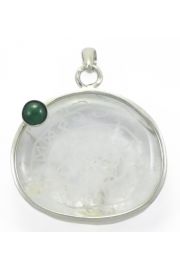 Mandala runiczna na krysztale grskim z malachitem