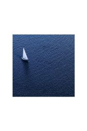 Lonely yacht. The top view - plakat premium 40x40 cm
